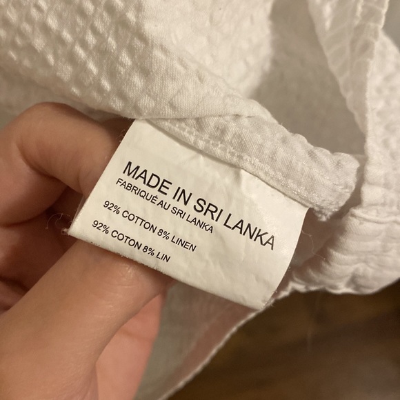 Club Monaco white Short Sleeve Shirt - Picture 3 of 3